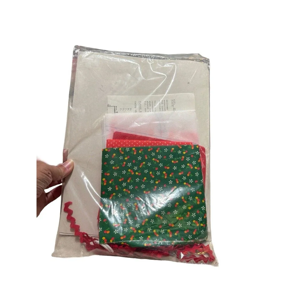 Kappie Originals Joy Christmas Fabric Craft Kit Q106 Muriel Bickel Vintage